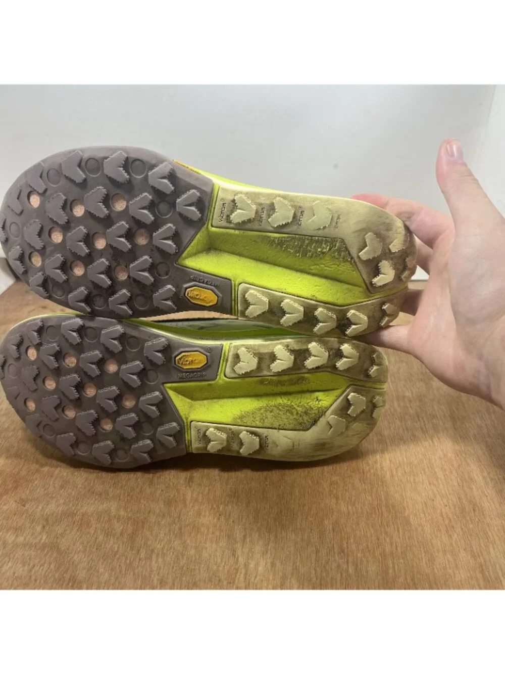 Nike ZoomX Zegama Trail 2 Women Size 8.5 Shoe Jade Horizon/Sail-Cyber FD5191-300